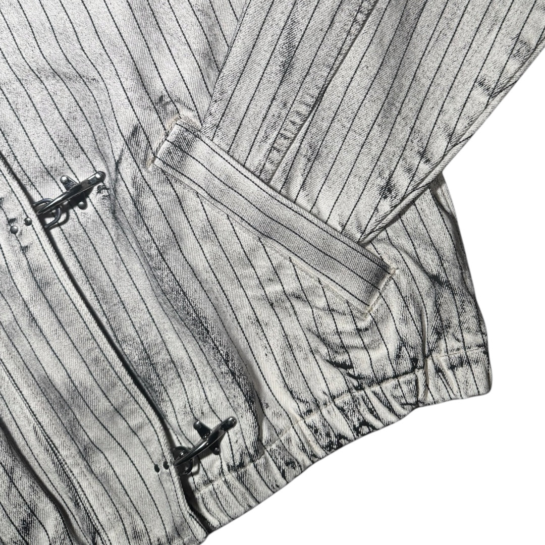 ARCHIVE 001 | CONCRETE PINSTRIPE