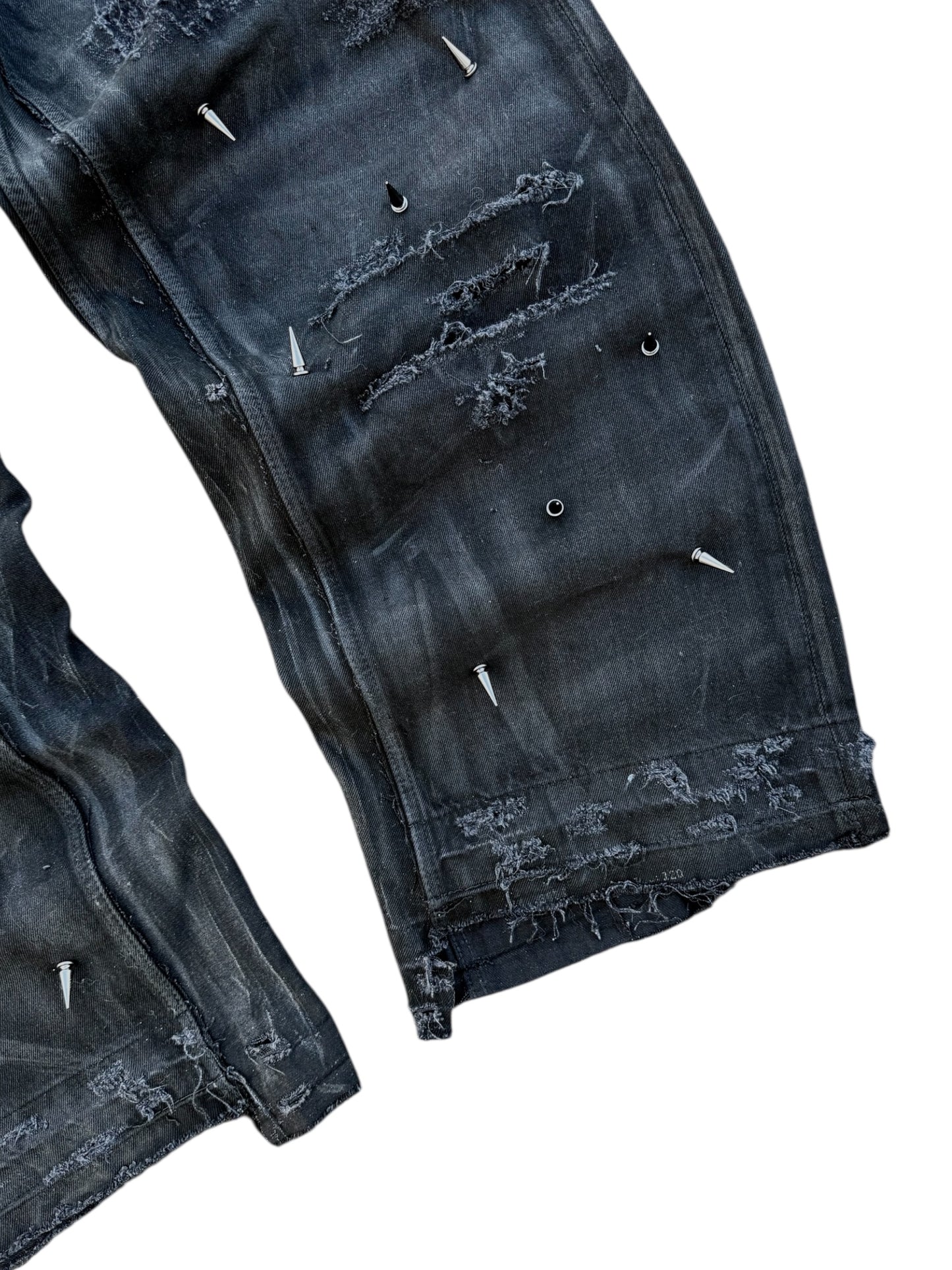 BLACKOUT SPIKED WAXED DENIM